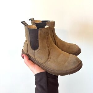 Kids Ugg Chelsea Boots